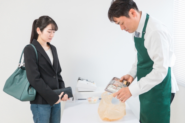 スーパーの早朝バイトで感じた体力的な負担と早起きの苦労！「ハローズ高屋店」で働いたことがある人に取材！