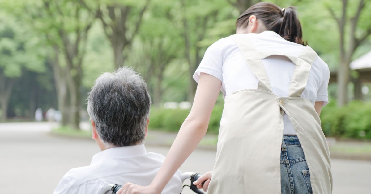 忙しすぎて息つく暇もない！？「特別養護老人ホーム 吉祥苑」のアルバイト体験談！1日の仕事の流れも大公開！