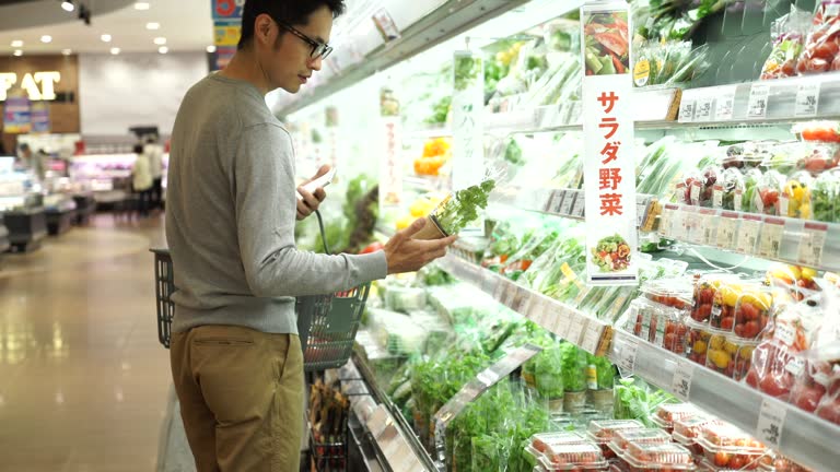 惣菜の種類が多すぎて覚えられない！？「ロピア 東松山セキチュー店」のスーパーアルバイト体験談！料理好きには天国の職場かも？