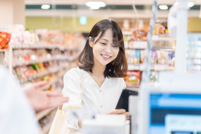 ファミリーマートのアルバイトはオーナー次第で規則が変わる？唖然とする横浜上白根店での仕事内容とは？