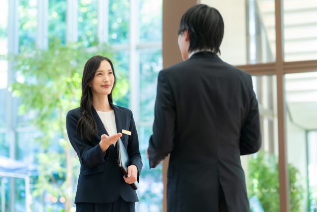 ホテルアルバイト経験者が語る、結婚式の悲惨なトラブル！リーガロイヤル大阪の仕事内容の実態とは？