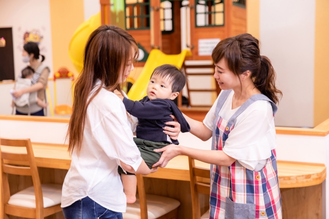 子供好きの心を折る仕事内容が大変？つばさ保育園のアルバイトの現実とは